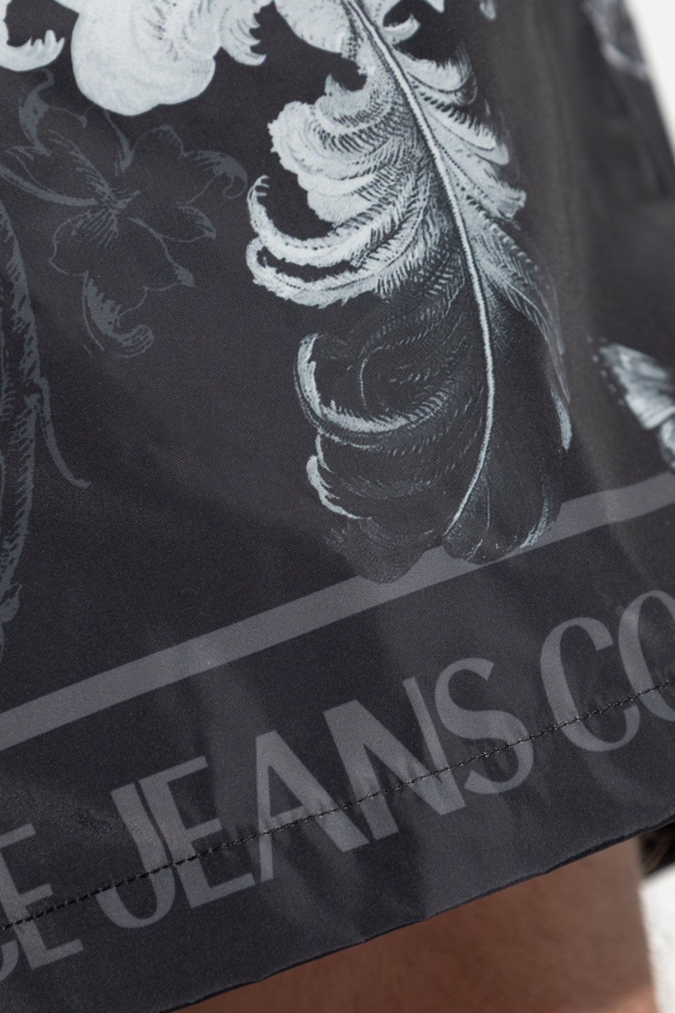 Black Printed shorts Versace Jeans Couture - Vitkac France